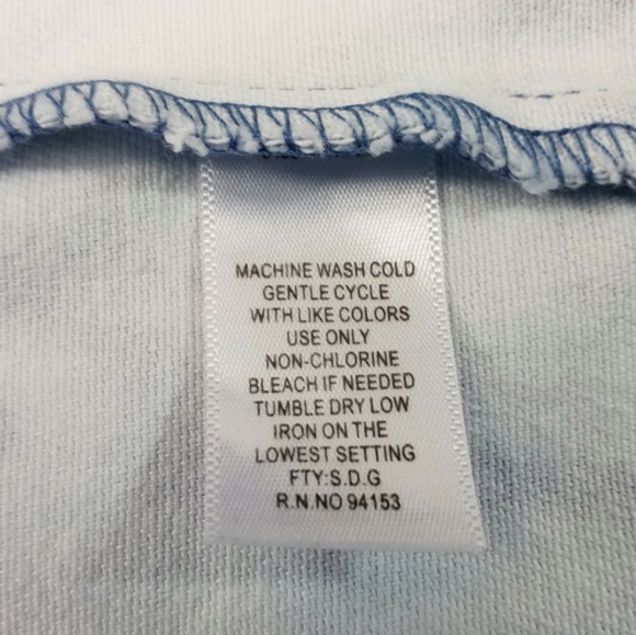 1 Bliss Lane Blue White Tie Dye Print Denim Jacket Womens Size Medium NWOT - Picture 12 of 12